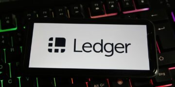 冷錢包怎麼挑？三款 Ledger 、 Trezor 、 CoolWallet 及「冷」知識一次掌握