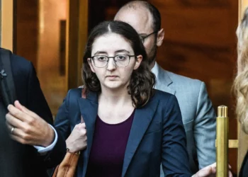 Caroline Ellison 與 FTX 達成和解，同意歸還大部分資產