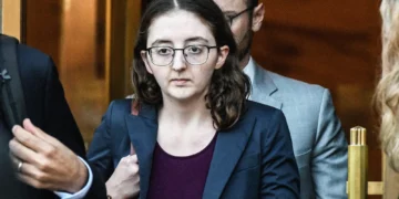 Caroline Ellison 與 FTX 達成和解，同意歸還大部分資產