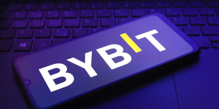 被盗后「以太币储备」一度暴跌 86%！Bybit 不到 3 天神速「补足资金缺口」