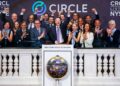 Circle 上市首日盤中狂飆 235%!市場憂重演 Coinbase「高開低走」戲碼