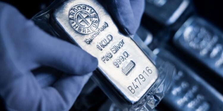 「窮人的黃金」大逆襲,盤點值得關注的「代幣化白銀」
