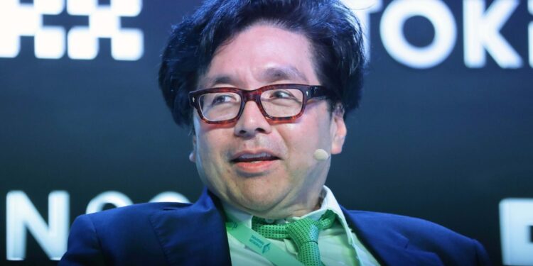 Bitmine 投資 MrBeast 公司 2 億美元！Tom Lee：有信心締造 10 倍回報