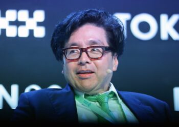 Bitmine 投資 MrBeast 公司 2 億美元！Tom Lee：有信心締造 10 倍回報