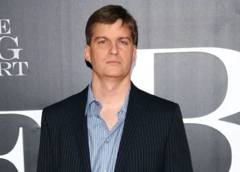 《大賣空》本尊 Michael Burry 警告：比特幣崩跌引爆黃金、白銀逾 10 億美元拋售潮