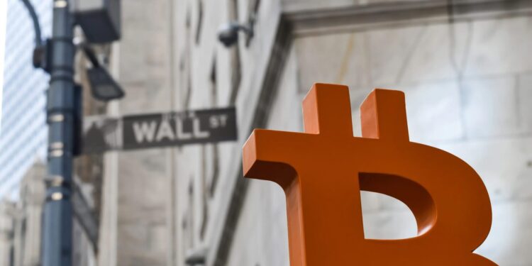 不買才是最大風險？華爾街驚覺：比特幣「這點」全變了…
