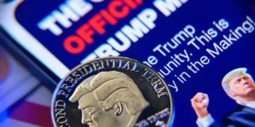 川普迷因幣 $TRUMP 淪「散戶絞肉機」？近 100 萬投資人慘賠 38 億美元