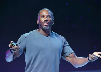 Arthur Hayes：比特幣 2030 年上看 100 萬美元，現階段增量資金首選 ETH